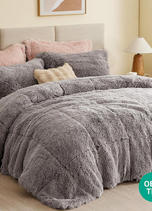 Malea Shaggy Comforter Set, Long Faux Fur Cozy down Alternative, Modern Casual Ultra Soft All Season Fluffy Bedding with Matching Sham, King/Cal King, Grey 3 Piece