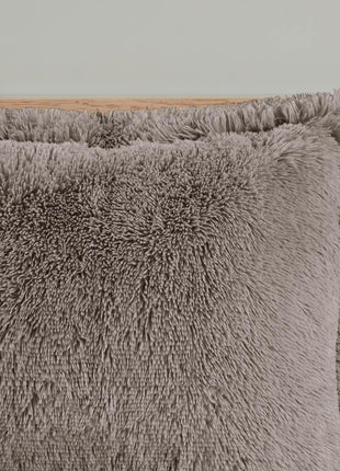 Malea Shaggy Comforter Set, Long Faux Fur Cozy down Alternative, Modern Casual Ultra Soft All Season Fluffy Bedding with Matching Sham, King/Cal King, Grey 3 Piece