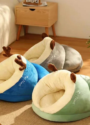 Warm Small Dog Kennel Bed Breathable Dog House Cute Slippers Shaped Dog Bed Cat Sleep Bag Foldable Washable Pet House