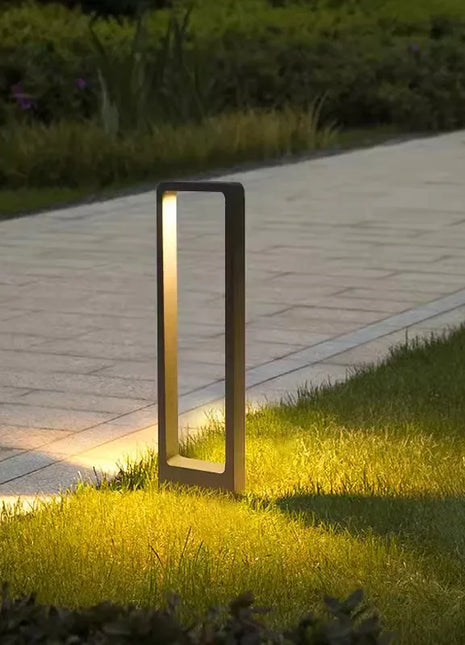 Landscape Path Lights LED 7W Black Outdoor IP54 Waterproof Lawn Post Lights Fixture for Lawn Patio Courtyard Driveway Decoration